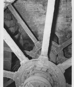 Ruckford Mill, Hurstpierpoint, internal, wheel