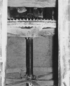 Clapton Mill, Clapton, internal, gearing