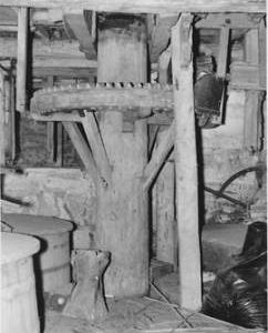 Little Norton Mill, Little Norton, internal, crown wheel and stones