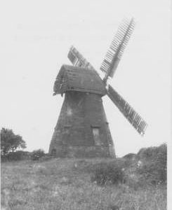 Kingsfold or Capels Smock Mill, Shiremark, four sails, derelict