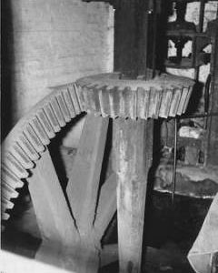 Sutton Mill, Sutton under Brailes, internal, pit wheel and wallower