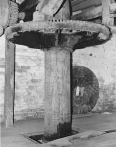 Blacklands Mill, Calne, internal, crown wheel and stones floor