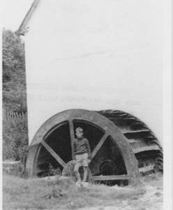 Coombe Mill, River Avon, wheel