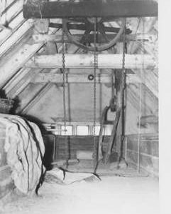 Drewetts Mill, Box, internal, bin floor, sack hoist