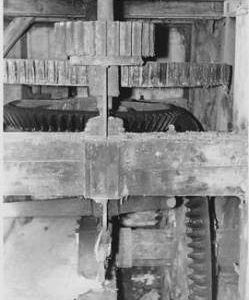 Sutton Mandeville Mill, Sutton Mandeville, internal, pit wheel, wallower, spur wheel, stone nut