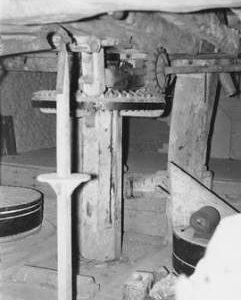 Alvescot Mill, Alvescot, internal, crown wheel, stones floor