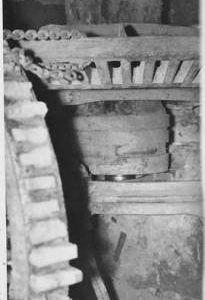 Stour Provost Mill, Stour Provost, internal, pit wheel, wallower