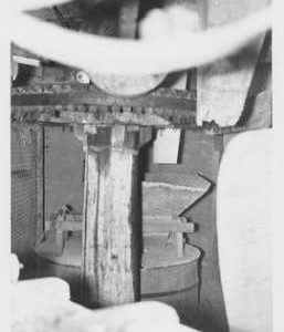 Tarrant Rushton Mill, Tarrant Rushton, internal, crown wheel, stones floor