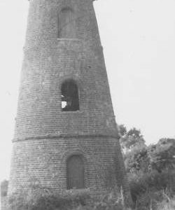 Owlsbury Tower Mill, Owlesbury, sails gone