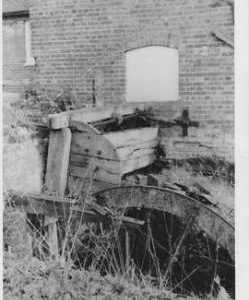 Boarhunt Mill, Boarhunt, wheel, derelict