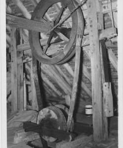 Ecchinswell Corn and Saw Mill, Ecchinswell, internal, drive to saw and sack hoist