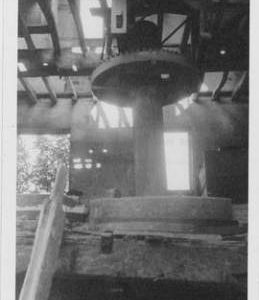 Frogmore Mill, East Meon, internal, upright shaft
