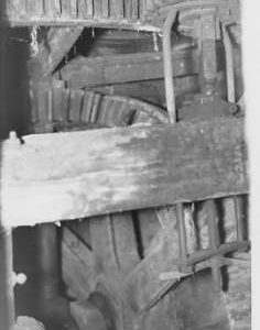 Island Mill (Lower Mill), Kingsclere, internal, pit wheel, wallower, spur wheel, stone nut