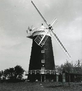 Burnham Overy