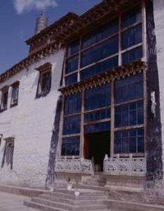 China. Zôngdian. Entrance to Monastery.