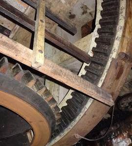 Brakewheel and wallower, Hoyle's Five Sailed Mill, Alford