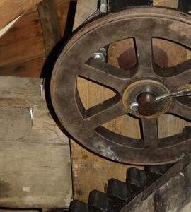 Truck wheel and rack, Hoyle's Five Sailed Mill, Alford