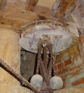 Governor(1) and steelyard, Friary Mill, Blakeney
