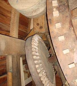 Tailwheel, auxiliary drive and right-hand sack hoist, High Salvington Windmill, High Salvington