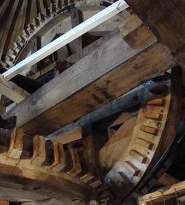 Brakewheel and wallower, Great Mill, Haddenham