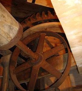Sack hoist, tower mill, Heapham