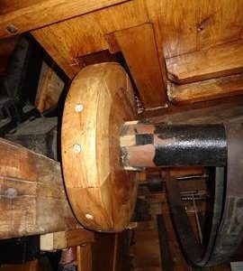 Belt drum on tail of windshaft for sweep governor drive, Windmill Hill Mill, Herstmonceux