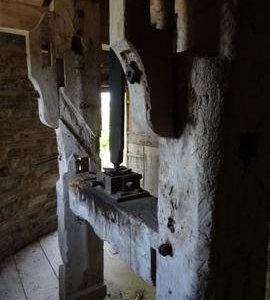 Bridge tree, support posts and quant extension (non-engine stones), Stembridge Mill, High Ham