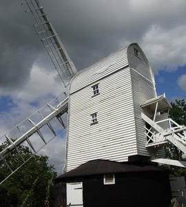 Post mill, Holton St Peter