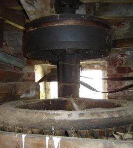 Drive mechanism for corn screens, Old Mill, Keyingham