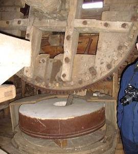 Tailwheel and tailstones, post mill, Kibworth Harcourt