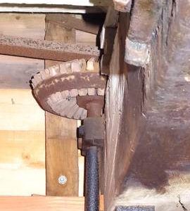 Drive from tailwheel to former machine on spout floor and to grain cleaner, Argos Hill Mill, Mayfiel