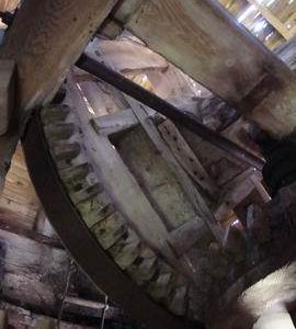 Brakewheel, tower mill, Norton Lindsey