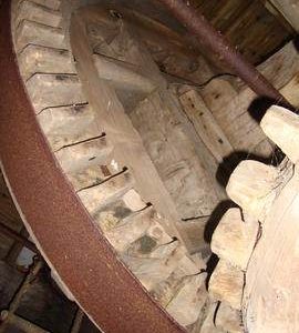 Brakewheel, tower mill, Norton Lindsey