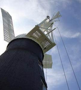 Looking up at fanstage, fan and rocking lever, Subscription Mill, North Leverton