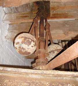 Governor and steelyard, tower mill, Old Buckenham