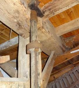 Upper bearing of spindle of engine-driven stones, White Mill, Sandwich