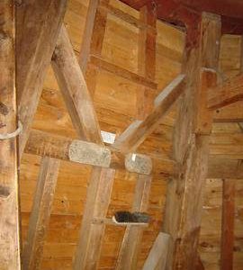 Dust floor framing, smock mill, Sarre