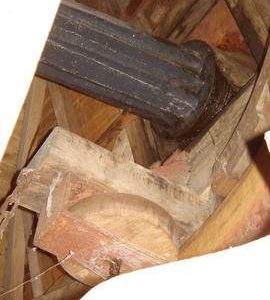 Neck of windshaft and truck wheel, smock mill, Sarre