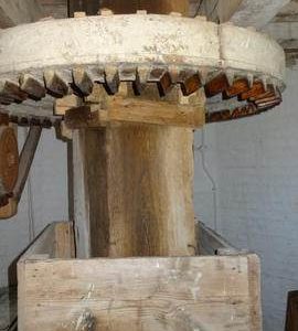 Crownwheel and upright shaft, Downfield Mill, Soham