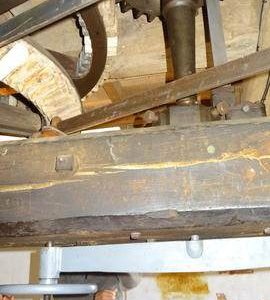 Steelyards and hand tentering wheel, tower mill, Stock