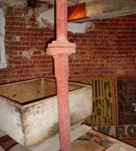 Two-section quant, Lowe's Mill, Thaxted