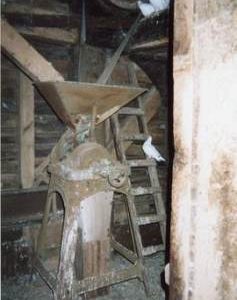 Oat roller, New Mill, Cross in Hand