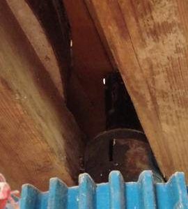 Auxiliary upright shaft and nut, tower mill, Waltham