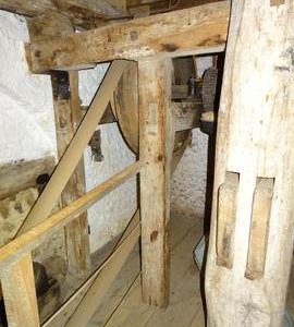 Hursting supporting auxiliary drive, smock mill, West Blatchington