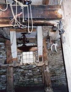 Governor, tentering gear and support hursting, tower mill, Wymondham