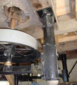 Auxiliary(?) drive, bridgetree and tentering gear, Holgate Mill, Holgate, York