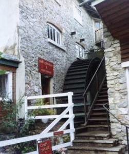 Town Mill, Chudleigh 20' high-breastshot or pitchback