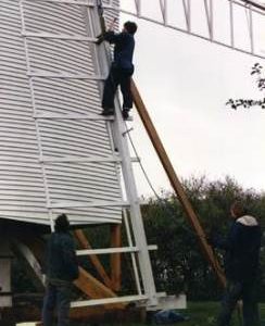 Fitting new trestle, Great Chishill