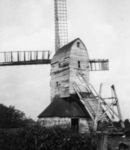 Post mill, Hartest, derelict