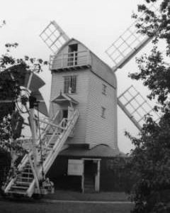 Post mill, Holton St Peter